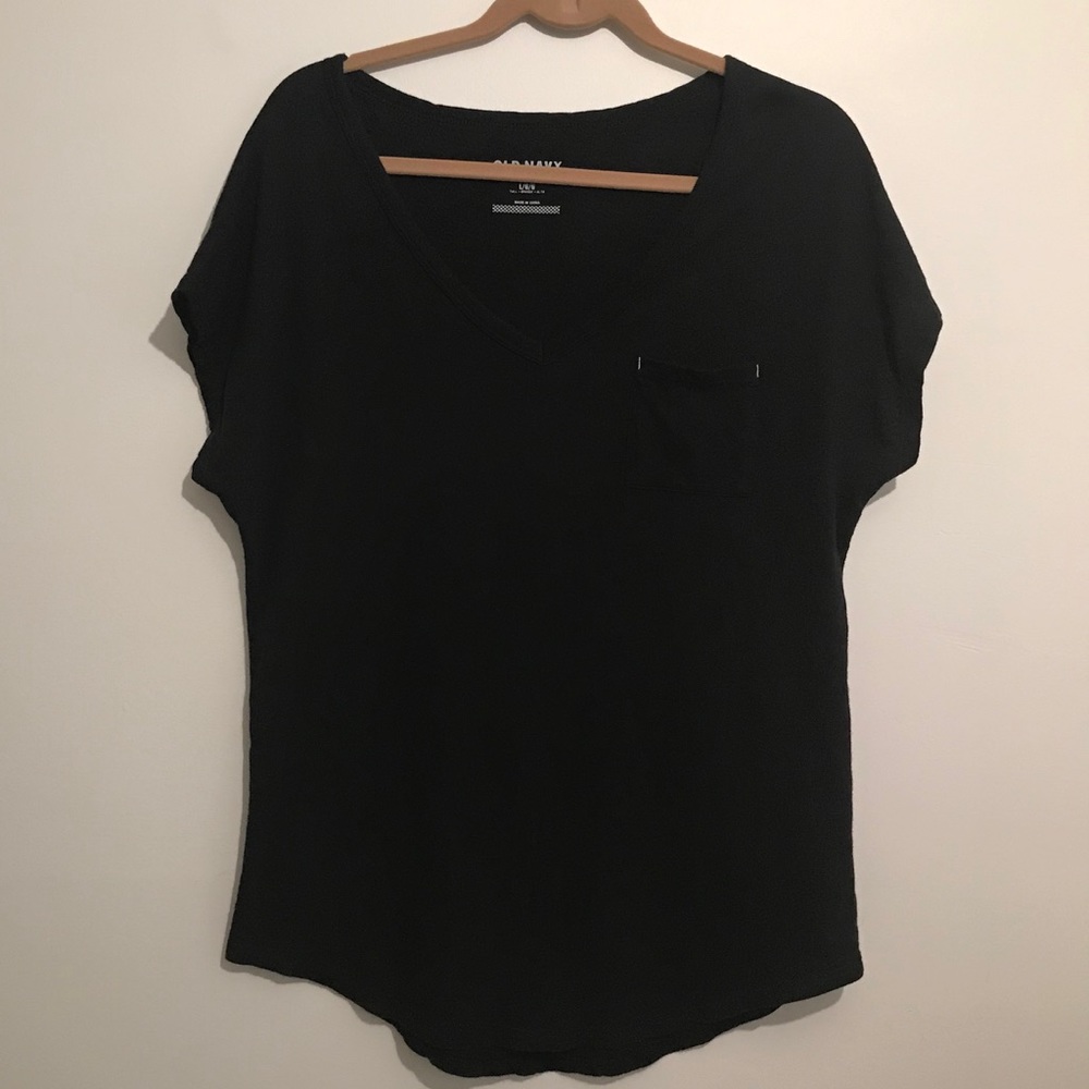 Old Navy tee